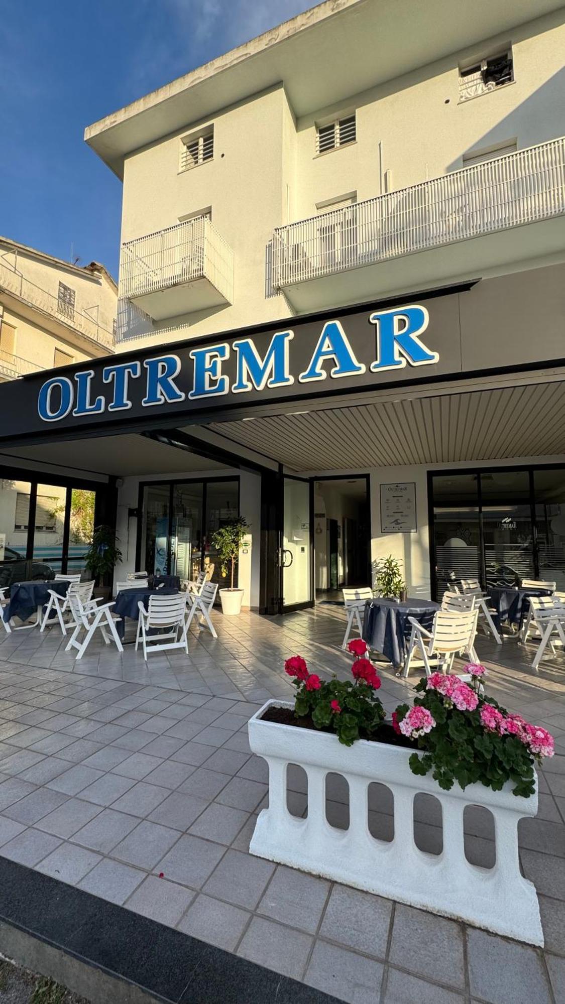 Hotel Oltremar B&B Cattolica Exterior foto